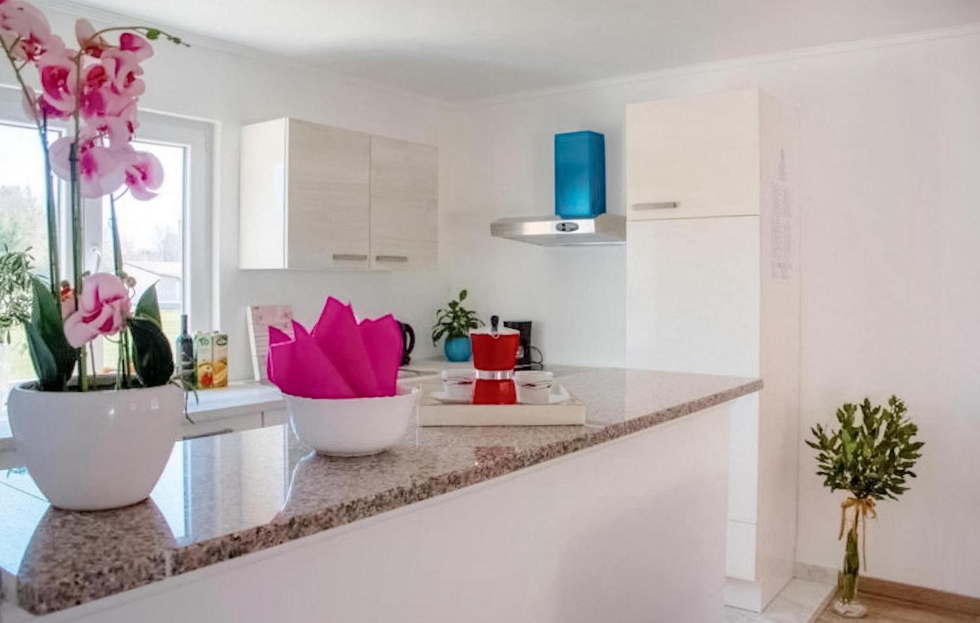 2 Bedroom In Ferienhaus Rovinj