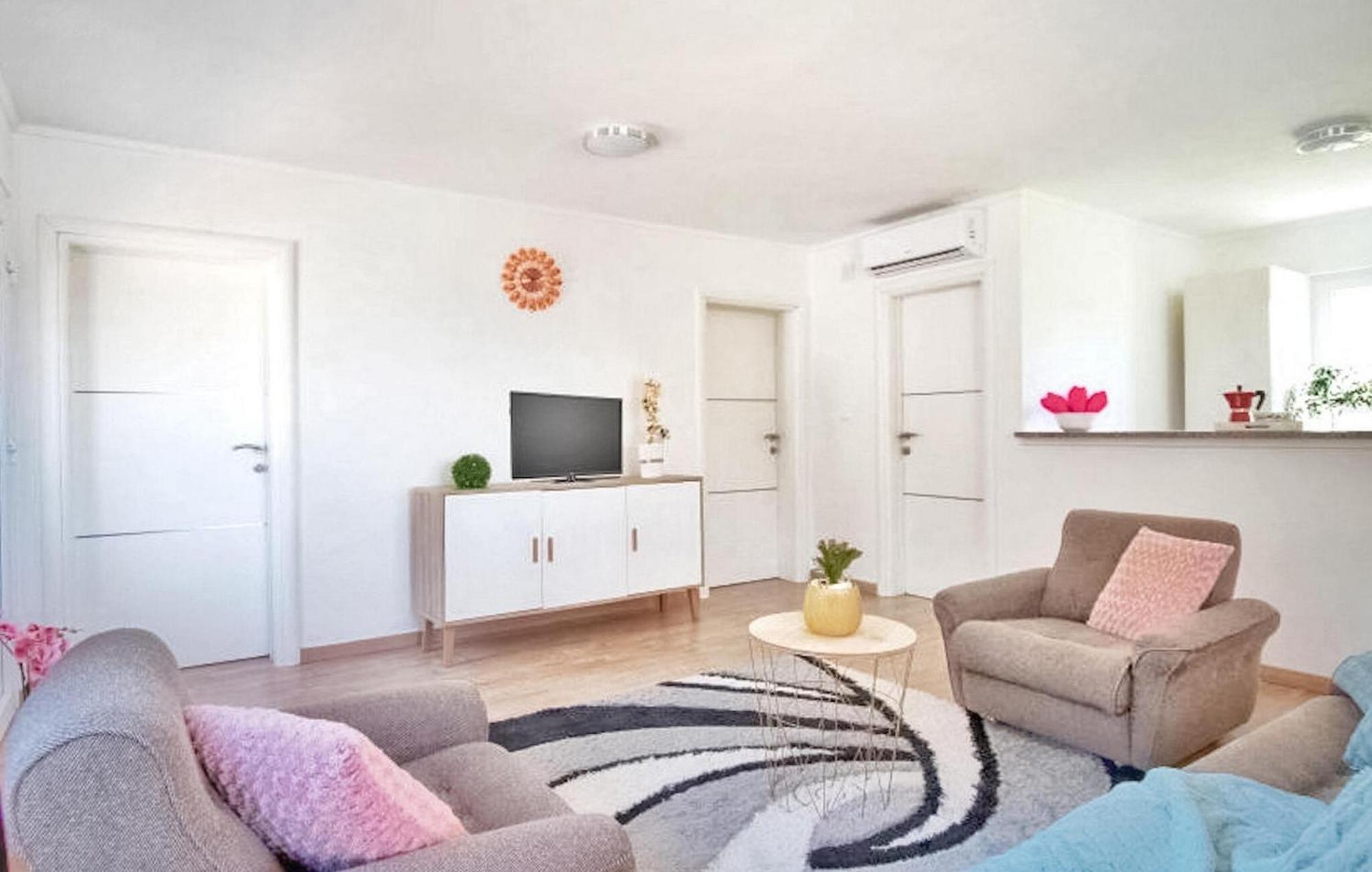2 Bedroom In Ferienhaus *