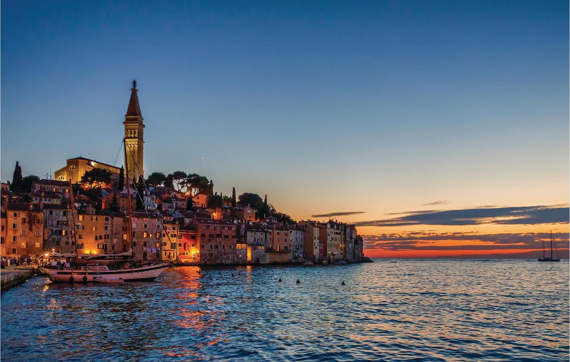 2 Bedroom In * Rovinj